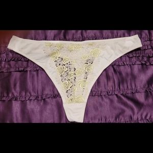 XL Thong Rose Embroidered Underwear